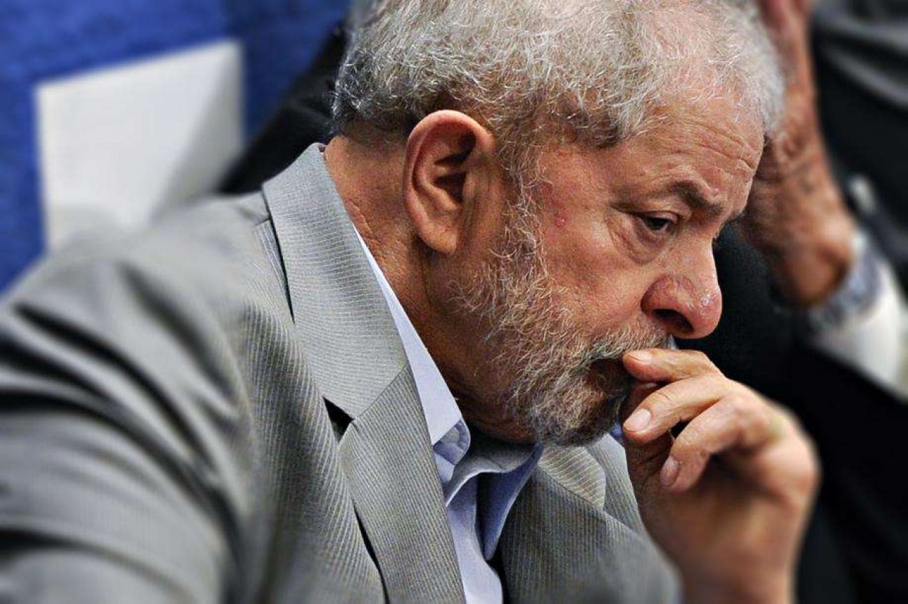 Lula tem péssimo sábado derrota para Bolsonaro no TSE