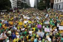 Sem saída: Governo sente o duro golpe dos protestos de 13 de março