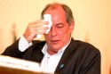 Ciro torce para que Lula fique inelegível e seja preso