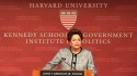 Dilma está em Harvard para denunciar o golpe e ‘ensinar a estocar vento’, às expensas do erário