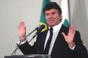 Novo presidente do TSE detona candidatura de Lula em seu primeiro discurso