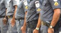 Governo do Rio age "criminosamente" e desarma o policial