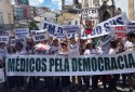 Ofensa aos médicos brasileiros - Médicos comunistas comparam colegas que irão votar em Bolsonaro com médicos nazistas