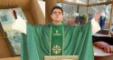 O padre e as investigações de desvio de R$120 milhões dos fiéis da igreja