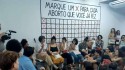 Grupo de mulheres se une para abortar fora do Brasil e planeja legalizar o procedimento com lei chamada “Damares”