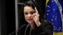 “Nem amarrada, voto no PT”, dispara Janaína Paschoal sobre decisão do PSL