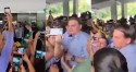 No estado de Omar Aziz, Bolsonaro é ovacionado pelo povo: “Mito! Mito! Mito!” (veja o vídeo)