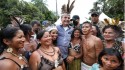 Até em tribos indígenas isoladas, Bolsonaro é recebido com festa e euforia