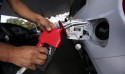 Preço da gasolina em queda indica esperança para o próximo ano