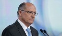 Alckmin surpreende e recua
