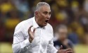 Tite sente na pele o preço da "lacração" e é vaiado em pleno Maracanã