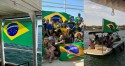 AO VIVO: “Lanchaciata” em Brasília faz o maior sucesso e deve ter a presença de Bolsonaro (veja o vídeo)