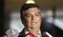 Por demissão de ex-ministro, Flávio Dino compra briga com governador do DF