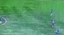 Jogador de futebol é atingido por raio, cenas fortes viralizam e o pior acontece (veja o vídeo)