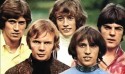 Morre o baterista do Bee Gees e agora só um dos integrantes da banda ainda permanece vivo