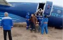 O impressionante resgate dos sobreviventes na queda do avião fabricado pela Embraer (veja o vídeo)