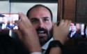 Militância de redação dá a “senha” para que o sistema prenda Eduardo Bolsonaro (veja o vídeo)