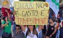 Sem saída, Lula corta verbas de universidades federais e o cenário só piora... “Faz o L”
