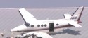 Motor de avião falha e piloto decide pousar em local inusitado (veja o vídeo)