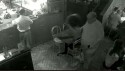 Surgem novas revelações do episódio de violência protagonizado por famoso cantor em restaurante carioca (veja o vídeo)