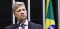 Com risco de perder o mandato, deputado Marcel van Hattem se levanta contra a oposição: "Tentativa de intimidar parlamentares"