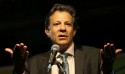 Haddad é vaiado em universidade e evento acaba em confusão e agressões