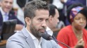 Janones se irrita com a soberba da esquerda e prevê a vitória de Flávio
