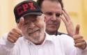 O crime cobra o voto e põe em risco moradores de comunidades. O que fazer?