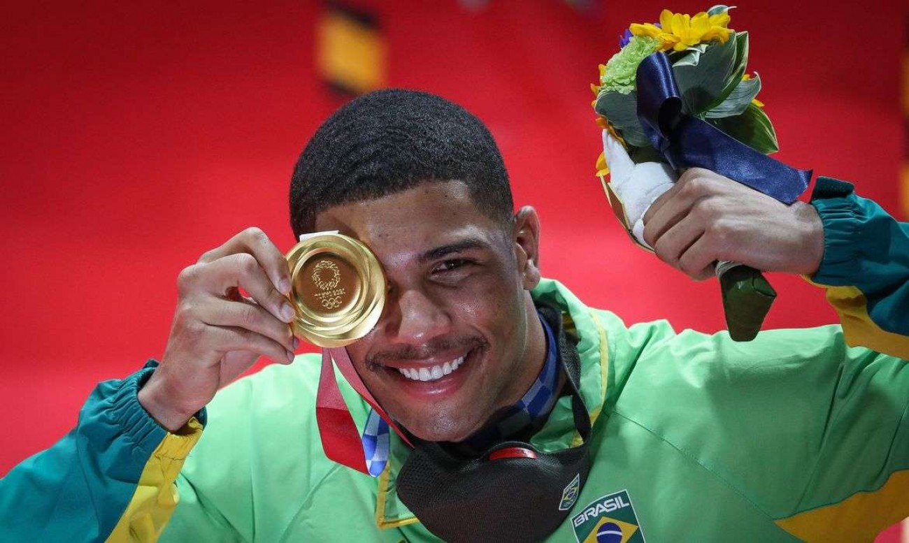 Exemplo De Esporte No Brasil Com Medalhas De Ouro Nataçao