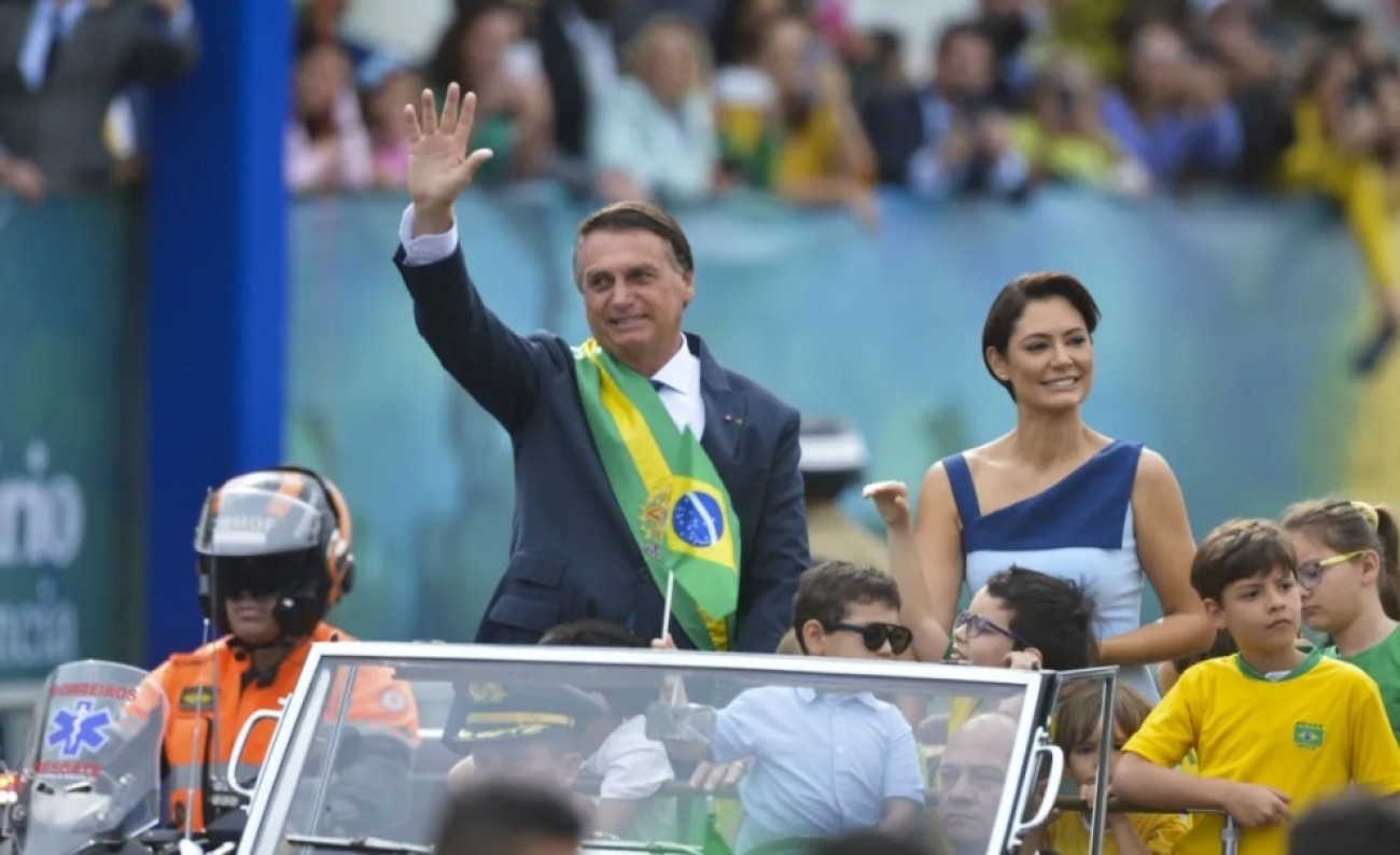 Bolsonaro lança seu plano de governo, pega todos de surpresa e faz ...