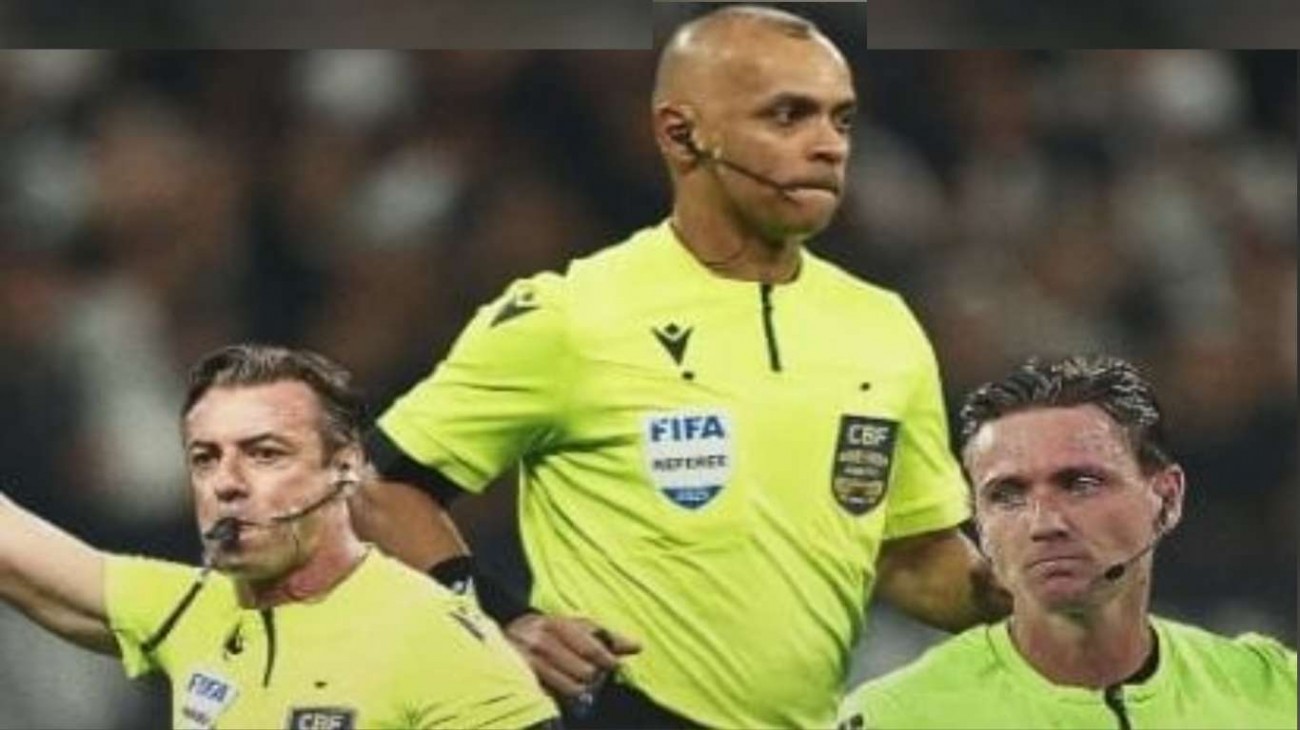 Fifa define os 3 árbitros brasileiros que irão atuar na Copa