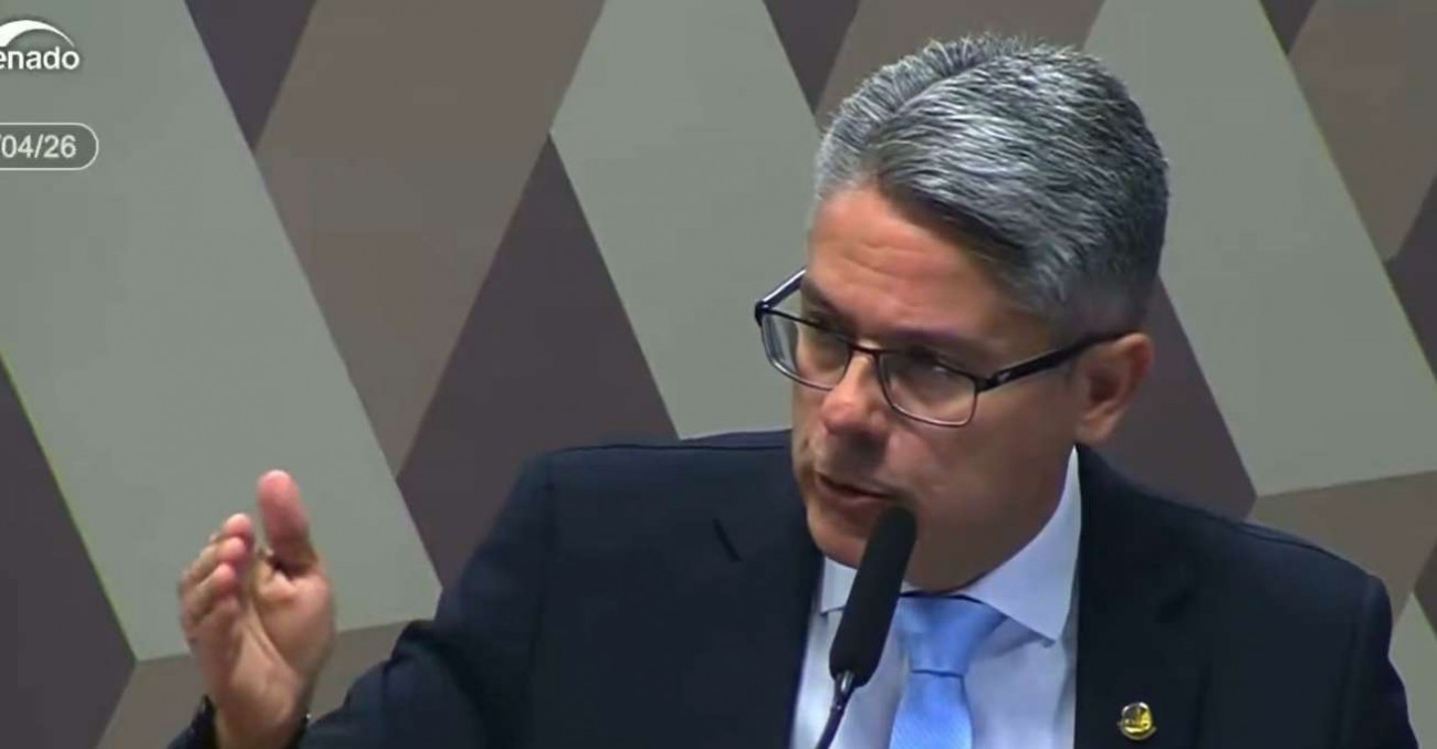Relator dobra a aposta e reage às ameaças de ministros do STF