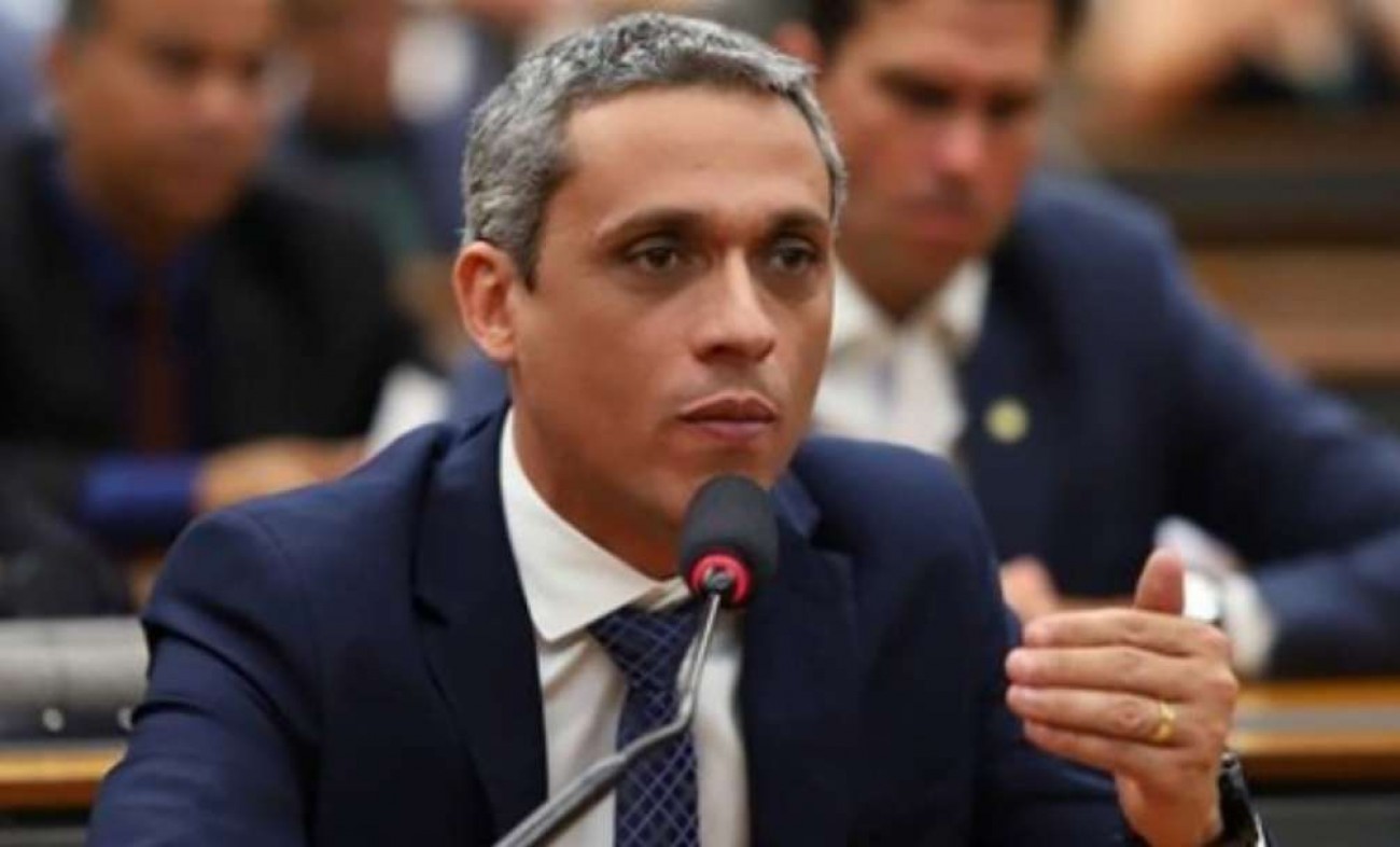 URGENTE: Gustavo Gayer tem sério problema de saúde e será operado ainda hoje
