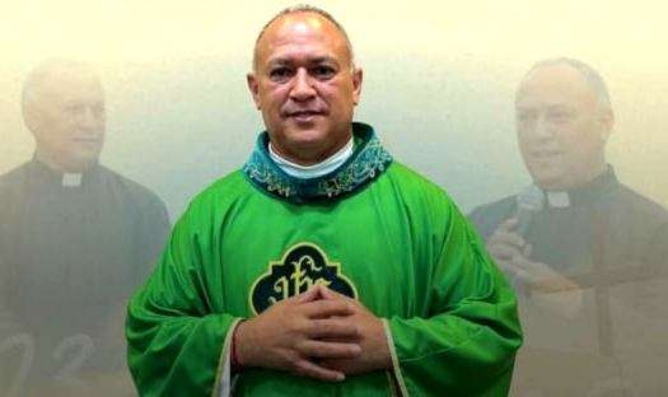 Padre morre tragicamente atropelado quando fazia caminhada