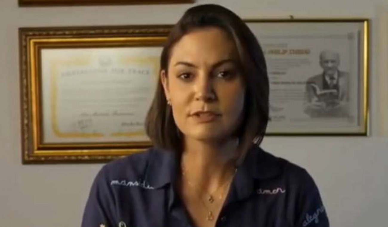 Michelle Bolsonaro é internada