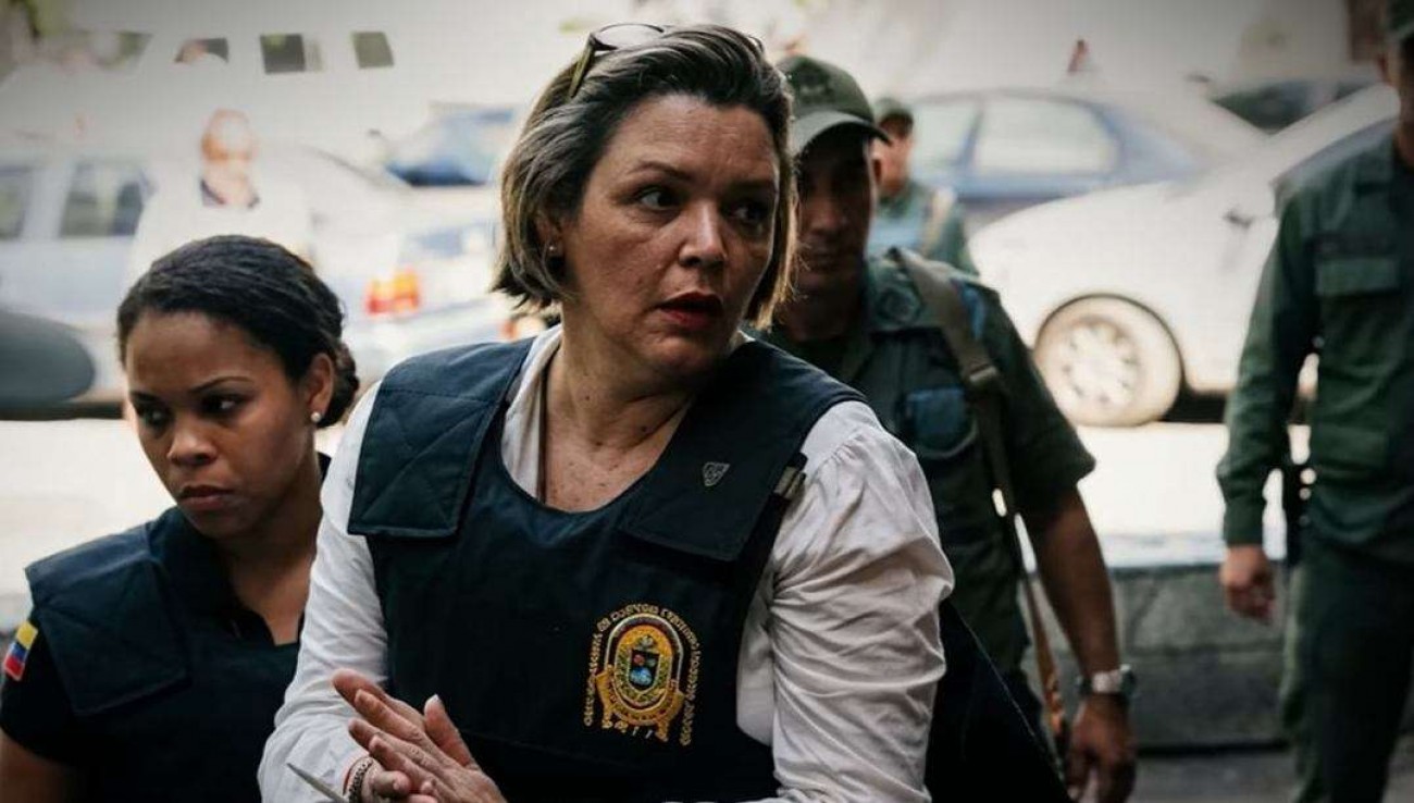 Magistrada que foi presa em 2009 por regime de esquerda e enfrentou tortura e estupros é finalmente solta