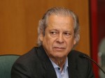 José Dirceu, covarde, emudece em CPI