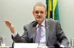 Deputado e médico ‘confundido’ com ‘picolezeiro’, processa rede social e ‘ganha’ R$ 490 mil