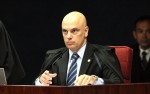 Ministro Alexandre de Moraes dá aula de direito para advogados de Lula e rejeita pedidos