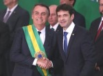 Ministro suspeito é demitido por Bolsonaro, mas vai retornar ao cargo