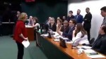 Rosário tem ataque histérico durante sessão e deputados pedem médico (Veja o Vídeo)