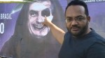 Na Bahia, advogado arranca outdoor de crime contra a honra de Bolsonaro: “Aqui tem direita” (veja o vídeo)