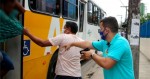Candidato à prefeitura de Manaus, puxa arma e prende assaltante de ônibus (veja o vídeo)