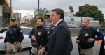 Bolsonaro inova e testa popularidade em plena via Dutra (veja o vídeo)