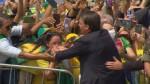 Ao vivo, Bolsonaro chega em BH e multidão faz recepção apoteótica (veja o vídeo)