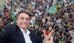 Pesquisa no AM mostra Bolsonaro na frente em todos os cenários de 2022