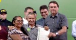 Ao receber título de terra no Acre, Matuto pede a palavra a Bolsonaro e surpreende a todos (veja o vídeo)