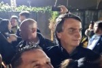 Bolsonaro chega de surpresa em Pizzaria em Curitiba e a reação das pessoas novamente é surpreendente (veja o vídeo)