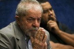 Lula não pode ter um dia paz!
