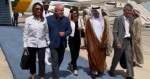 Lula chega aos Emirados Árabes em outra recepção minguada e vergonhosa (veja o vídeo)